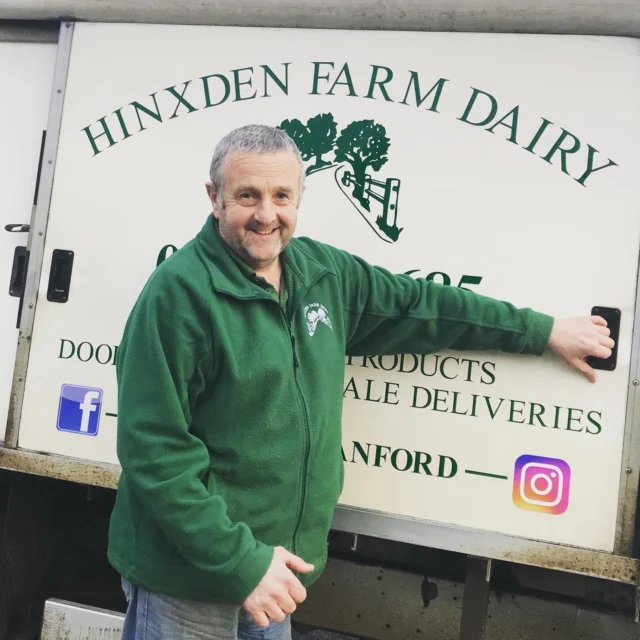 🚍🥛MEET THE MILKMEN! 🍶🚍
You may have occasionally heard them, but you may not have seen them, so we thought you may like to meet your milkman & put a face to a name! 
Over the next few weeks we will introduce you to our intrepid team of amazing reliable drivers who deliver to you whatever the weather! 
First up is Les, our longest serving milkman who has been delivery for nearly 30 years! 
He delivers on Mondays & Thursdays to the Hawkhurst &  Flimwell area and Tuesdays & Fridays to Cripps Corner, Salehurst, Mountfield, Staplecross & Roberstbridge. 
When he’s not in the milkvan he enjoys watching Arsenal play ⚽️